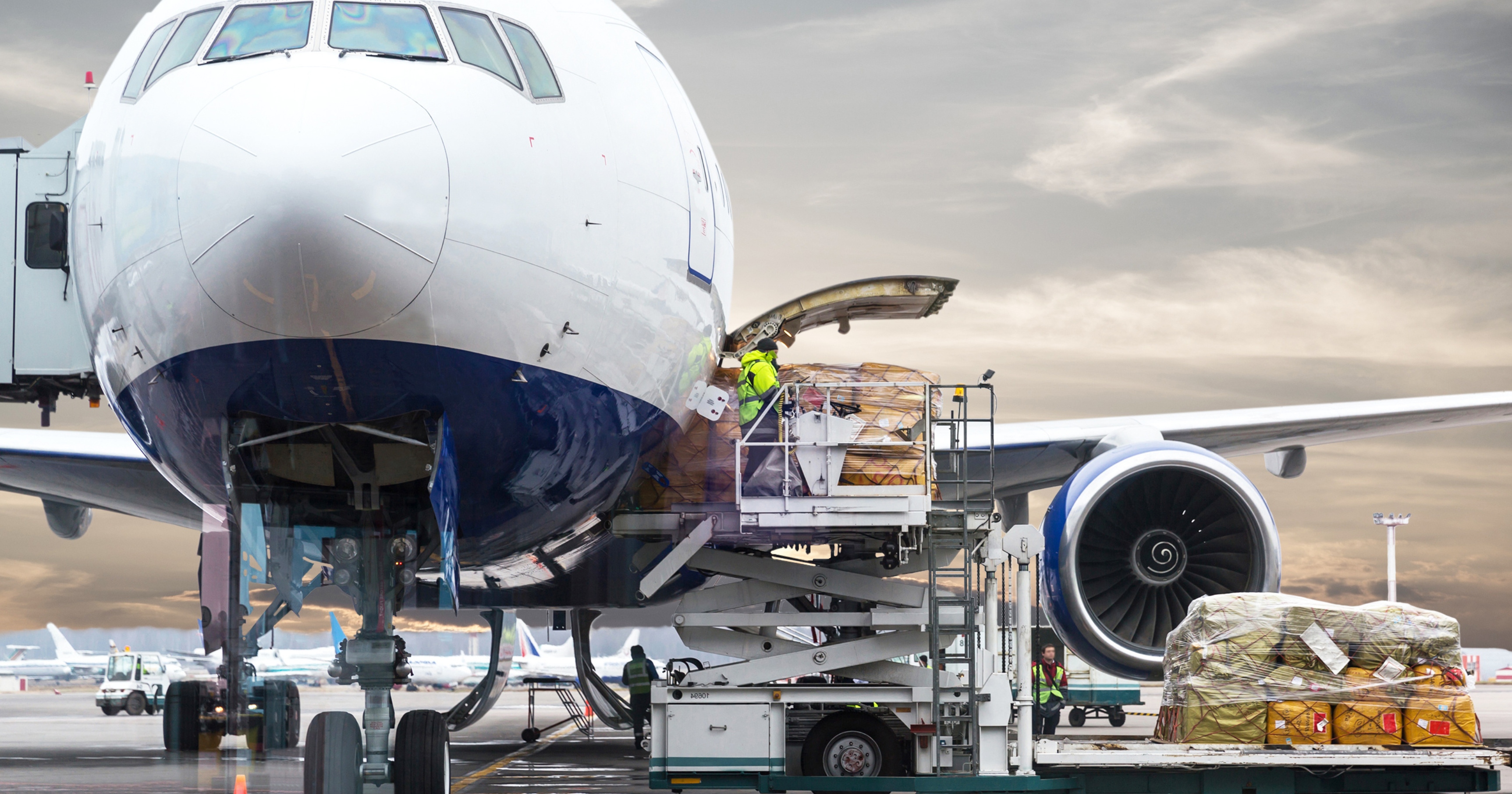 phi-faf-trong-logistics-va-nhung-dieu-can-biet